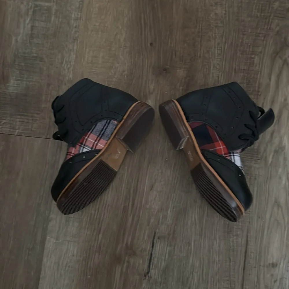 Humble Soles Leather Oxford Style Shoes Loafers Black Red Plaid Size 21 Size 5.5